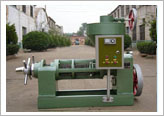 Oil Press With Electrical Heate